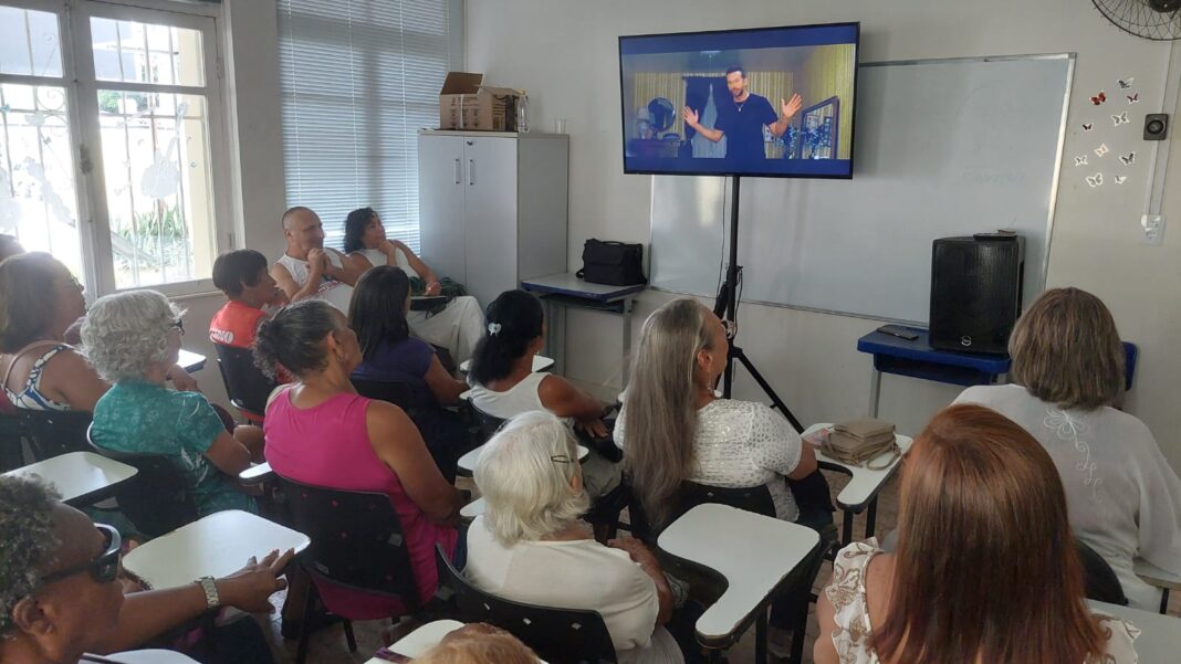 Terceira Idade de Maricá realiza “Cine Club” em alusão ao Janeiro Branco