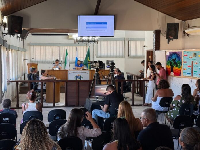 Prefeitura de Búzios realiza audiência pública na Câmara para prestação de contas da Saúde