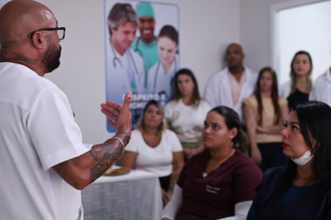 Profissionais de saúde recebem capacitação sobre procedimentos em pacientes com doenças cardiovasculares e pulmonares