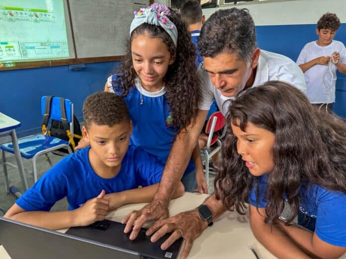 Robótica no 6º ano: aulas começam na Escola Municipal Prof. Edilson Duarte em Cabo Frio