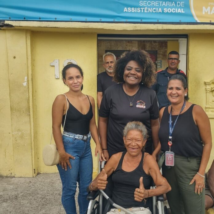 Unidade de pernoite de Araçatiba encontra familiares de usuária que precisava de medicamento