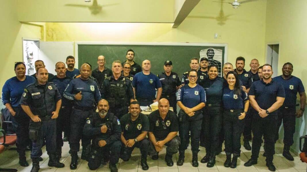 Agentes da Guarda Civil Municipal de São Pedro da Aldeia recebem capacitação para uso de Spark
