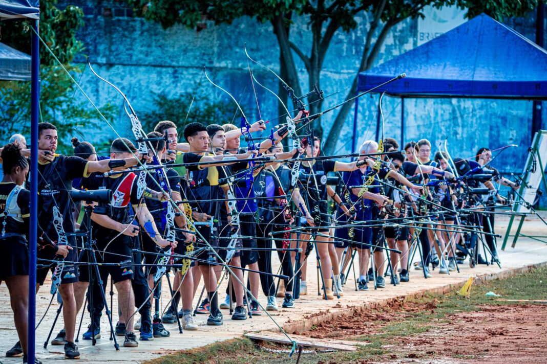 Atletas do município participam do 2º Outdoor 2025 de Tiro com Arco