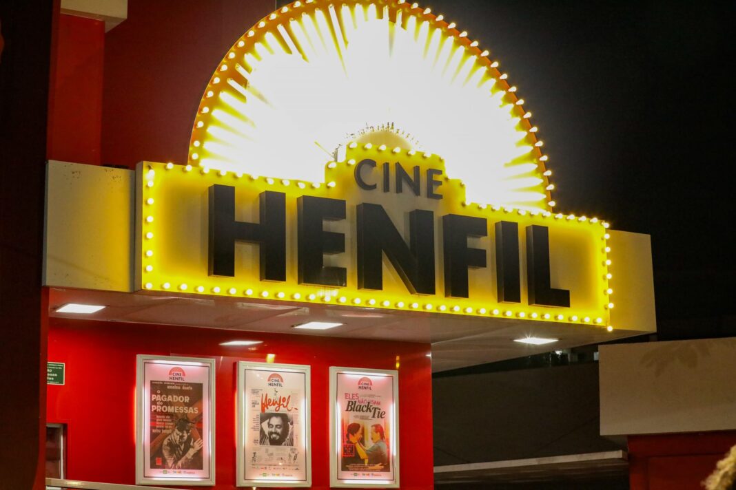 Cine Henfil recebe mostra com produções de filmes maricaenses