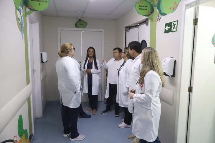 Hospital Municipal Conde Modesto Leal recebe estudantes para internato do curso de medicina