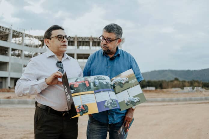 Prefeito Quaquá anuncia instalação de montadora de jipes 4x4 em Maricá