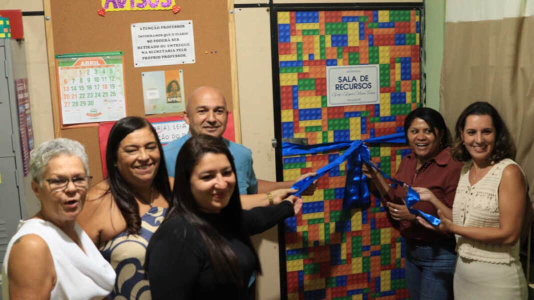 Prefeitura de São Pedro da Aldeia inaugura sala de recursos da E. M. Professora Maria Celeste de Campos