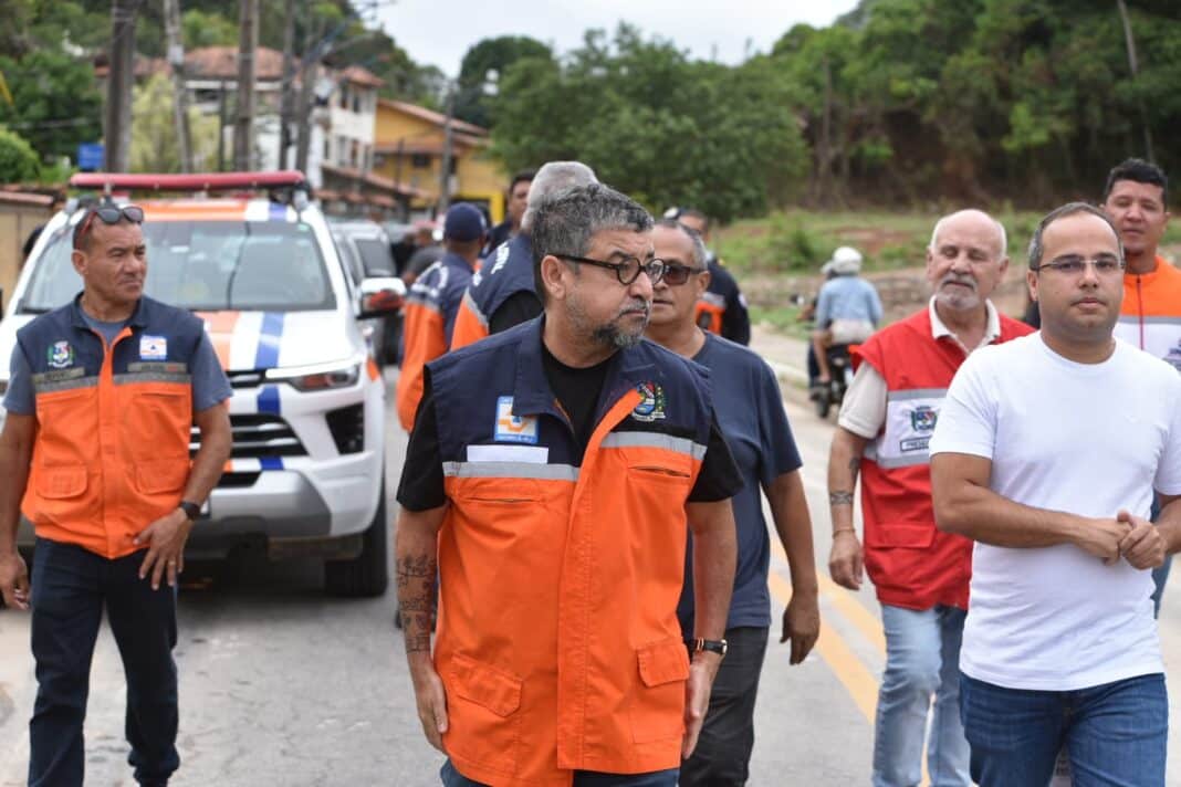 Prefeitura vai construir vila para moradores do Bairro da Amizade que vivem em área de risco geológico