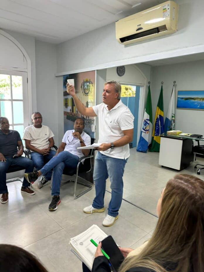 Alexandre Martins realiza reunião com todos os secretários para alinhar novos direcionamentos na gestão
