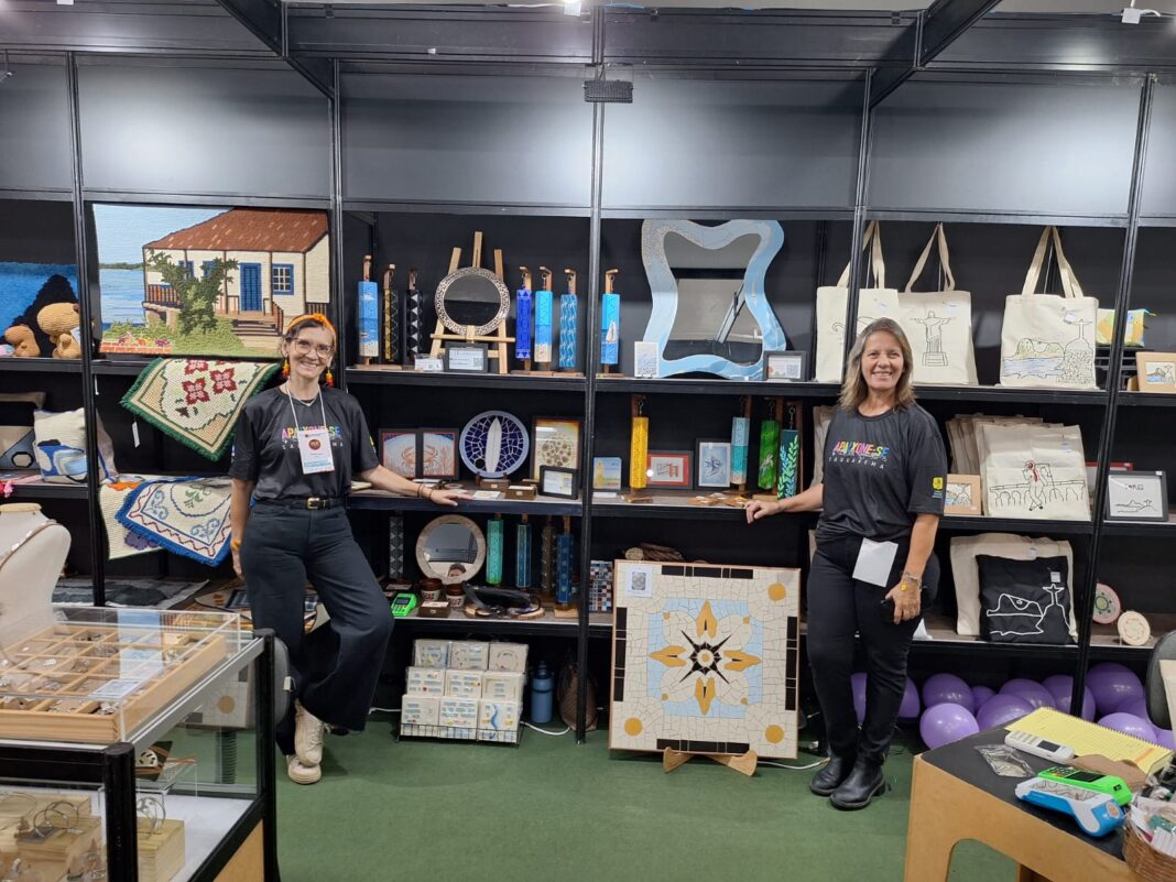 Artesãs de Saquarema representam a cidade em um dos maiores eventos de artesanato do Brasil