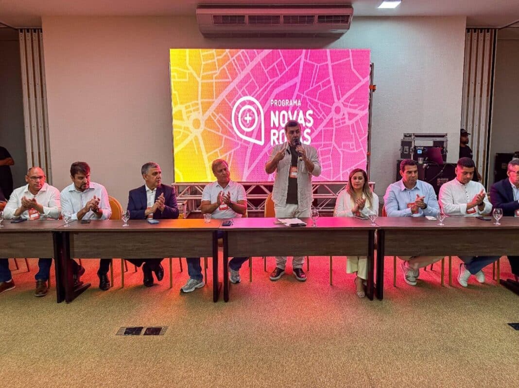 Búzios sedia lançamento do Programa Novas Rotas da Embratur para prefeitos da Costa do Sol