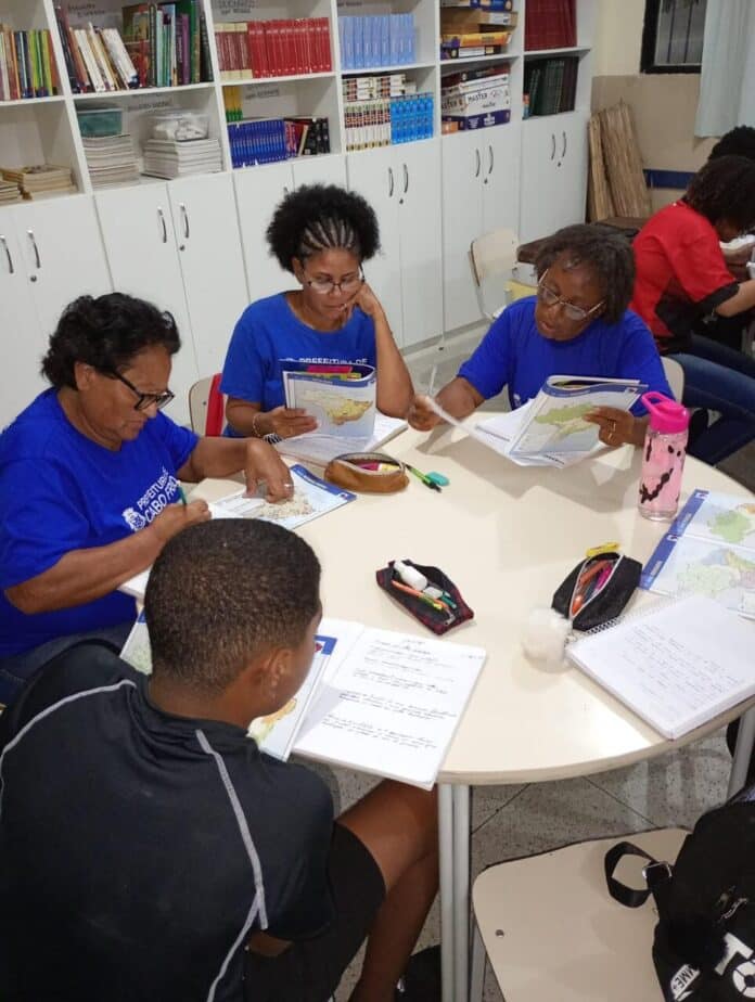 Cabo Frio oferece novas oportunidades educacionais com a Educação de Jovens e Adultos (EJA)