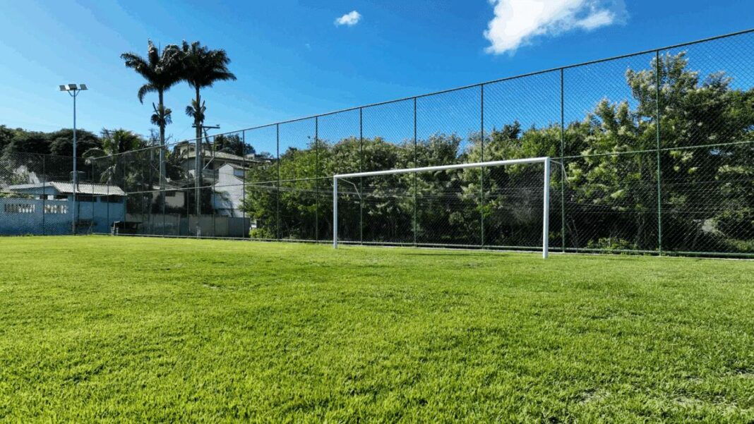 Jogo festivo marca inauguração do novo campo de futebol em José Gonçalves