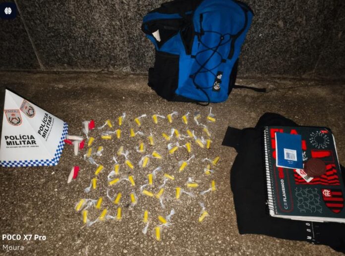 Jovem de 16 anos é identificado em apreensão de drogas em Búzios na noite de sabado (24)