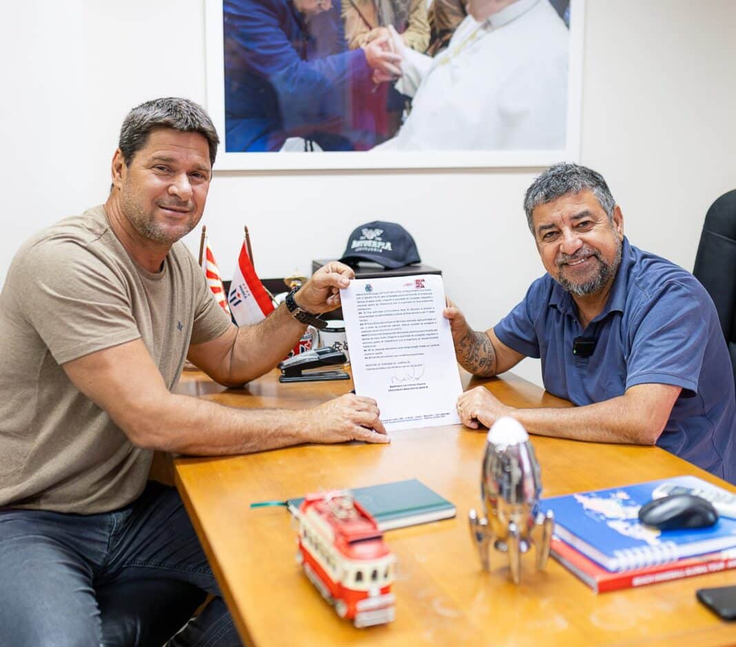 Prefeito Quaquá amplia acesso à moradia digna com 45 novas unidades habitacionais em Maricá