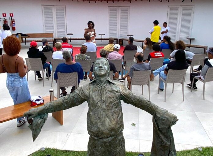 Prefeitura de Maricá promove atividade pelo mês da luta antimanicomial com acolhidos dos abrigos de Itaipuaçu e Mumbuca