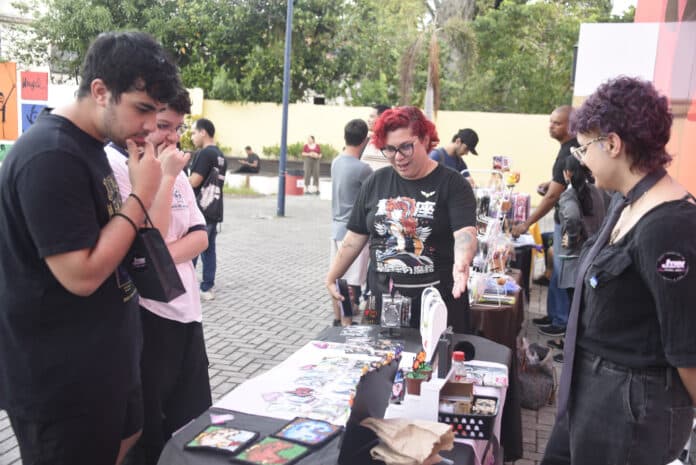 Prefeitura de Maricá promove encontro da comunidade geek e nerd no Cine Henfil