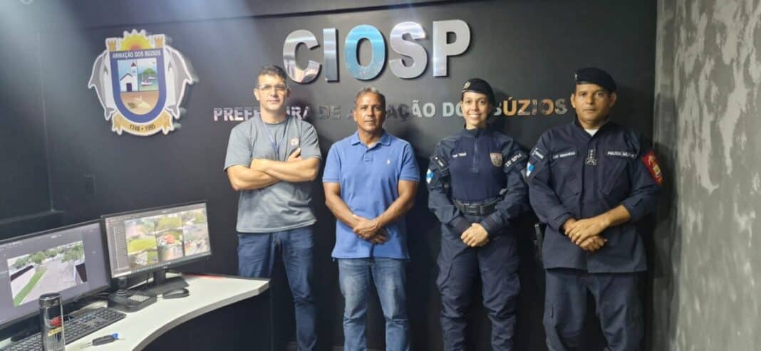  Representantes dos órgãos de Segurança Pública de Búzios visitam Centro de Monitoramento do município