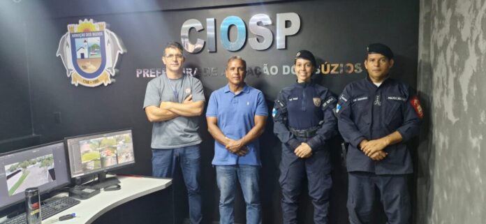  Representantes dos órgãos de Segurança Pública de Búzios visitam Centro de Monitoramento do município
