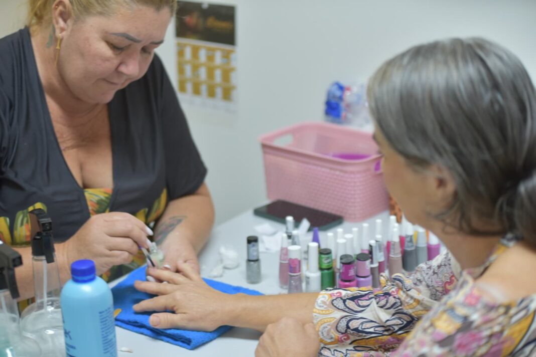 Secretaria de Inclusão promove ‘Dia da Beleza’ no Centro de Reabilitação do Parque Nanci