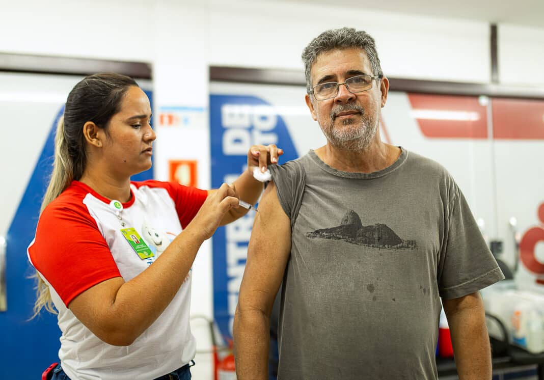 Vacinação contra a Influenza (gripe) é liberada para toda a população a partir desta terça-feira (13)