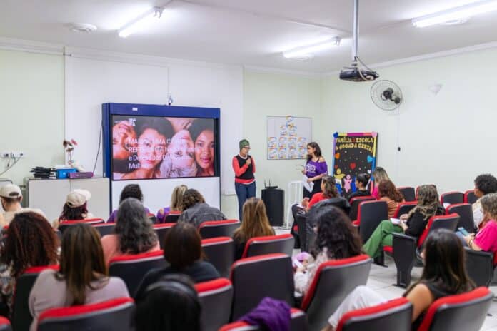 2ª Pré-Conferência de Políticas para as Mulheres debate bem-estar, enfrentamento à violência e discriminação