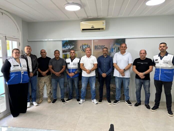 Alexandre Martins se reúne com representante do governo do Estado para implantação do projeto Segurança Presente no município