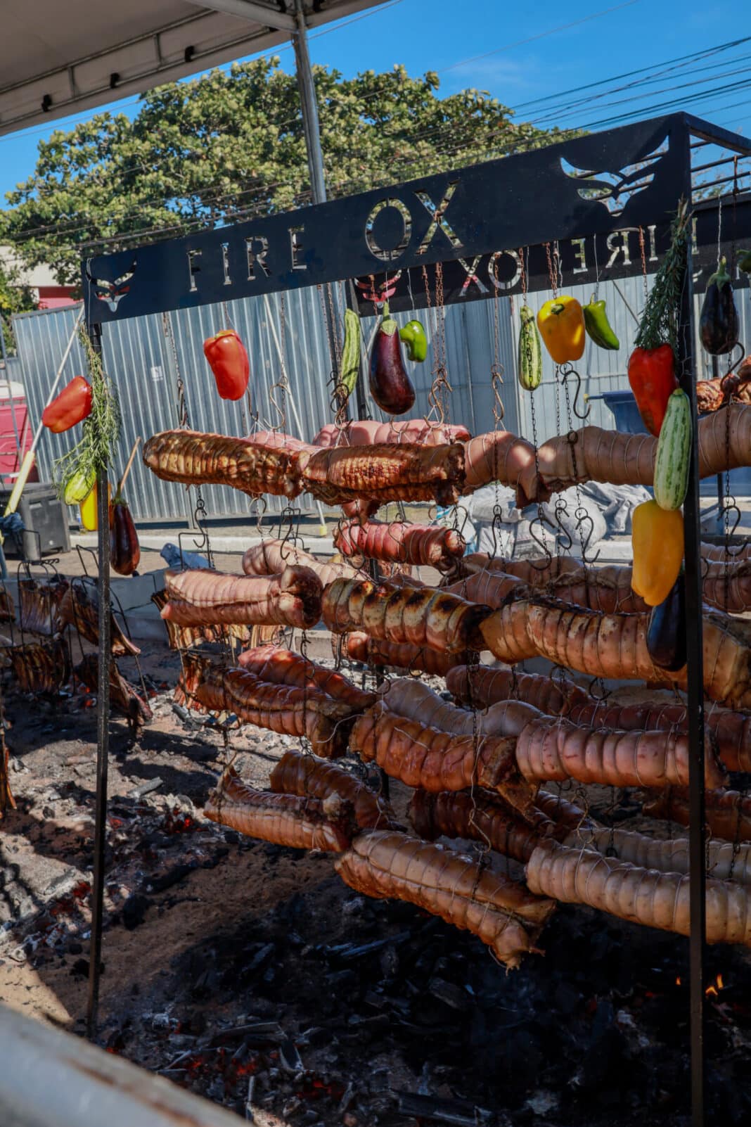 Blend BBQ Festival movimenta a Orla das Palmeiras, em Cabo Frio