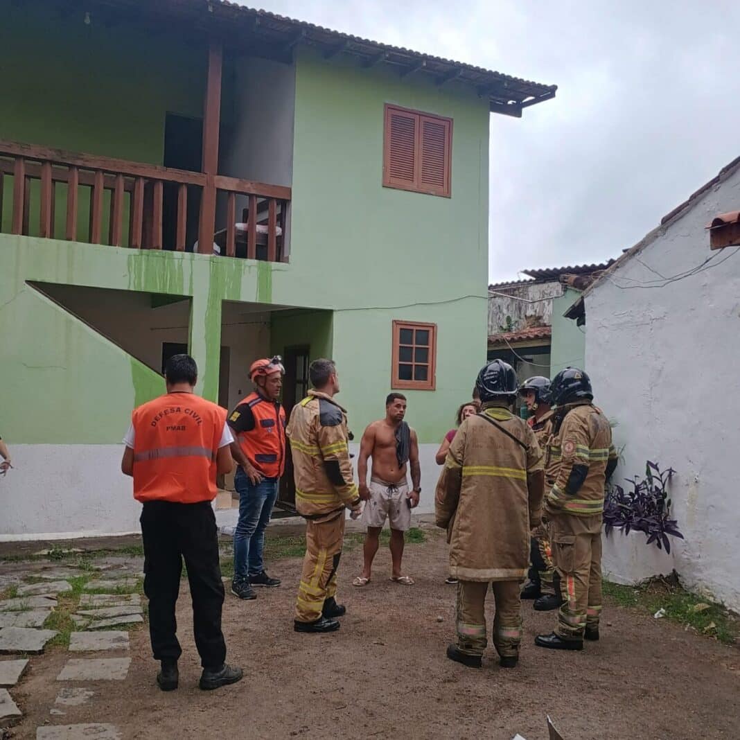 Defesa Civil de Búzios controla princípio de incêndio em pousada nesta segunda-feira