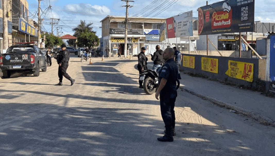 Guarda Civil de Cabo Frio realiza operação para coibir motos com escapamento irregular em Tamoios