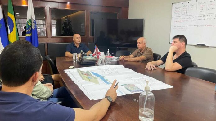 Prefeitura aldeense apresenta projetos urbanísticos ao IPHAN-RJ
