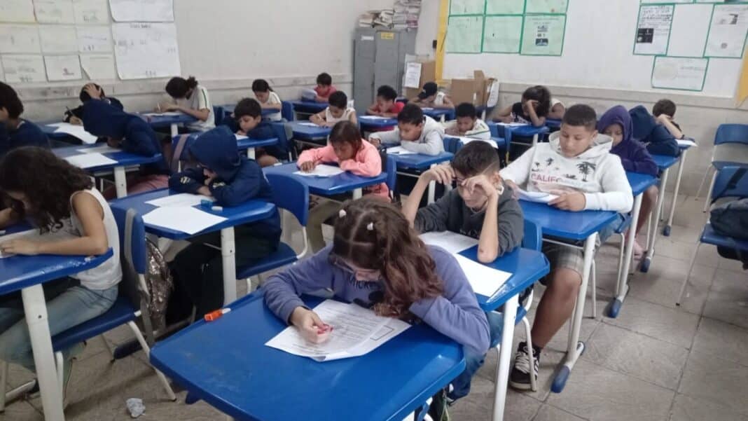 Prefeitura de Búzios realiza Projeto SAEB para aprimorar a qualidade do ensino na rede municipal