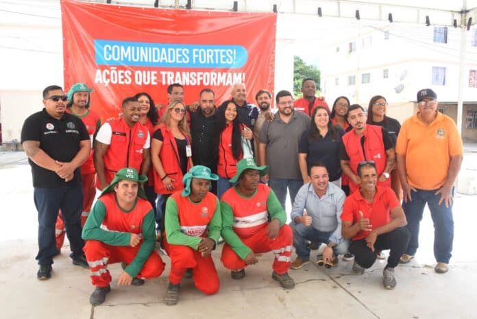 Prefeitura de Maricá distribui uma tonelada e meia de peixes para famílias do Minha Casa Minha Vida de Inoã