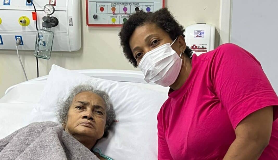 Saúde promoveu reencontro entre paciente e filha após trinta anos de separação