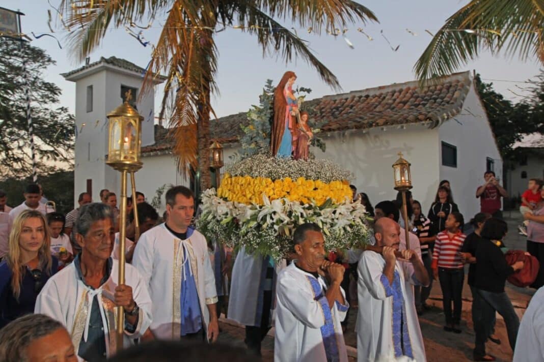 Búzios celebra os 285 anos da festa de Sant’Anna com três dias de comemorações