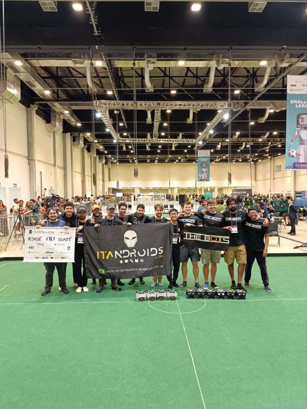 Equipe ITAndroids conquista título mundial na RoboCup 2025 com apoio da EDGE Group