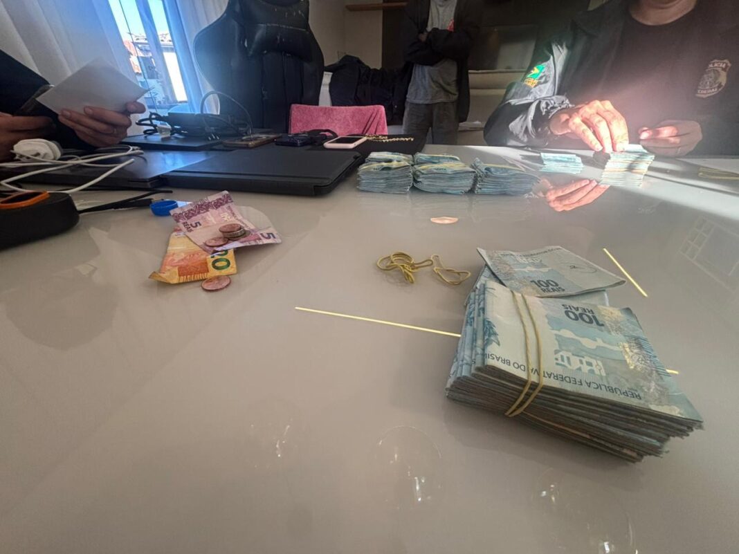 Golpe de R$ 30 milhões no INSS: Polícia Federal estoura esquema em Búzios e Cabo Frio