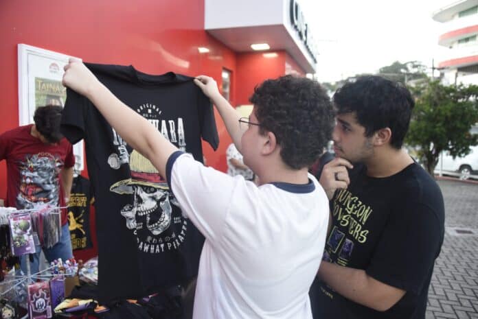 Maricá promove Cine Geek com cultura nerd, filmes e cosplay no Cine Henfil