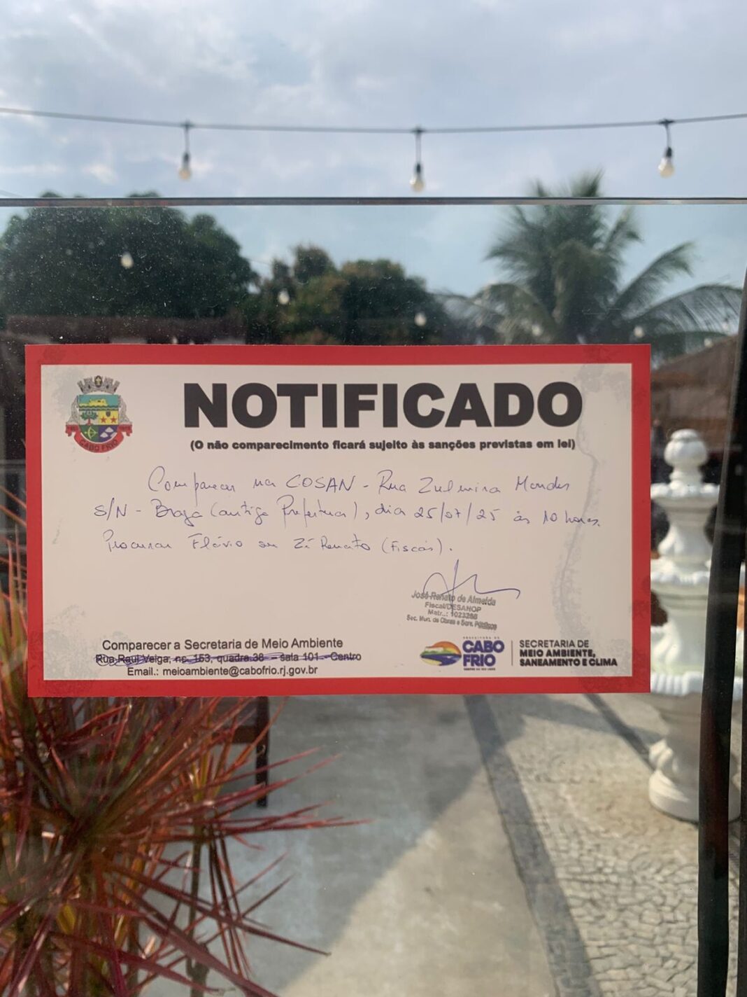 Prefeitura de Cabo Frio notifica cinco estabelecimentos por despejo irregular de esgoto