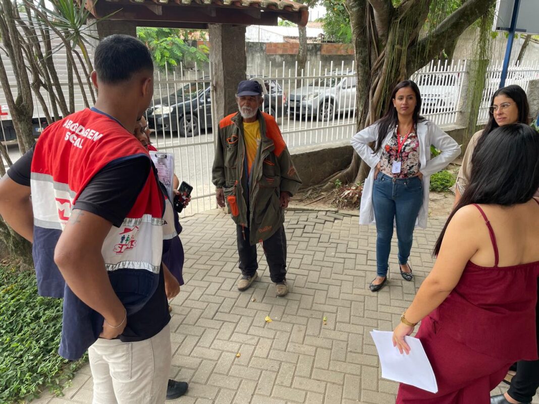 Prefeitura encaminha pessoa em situação de rua para convivência em instituição municipal