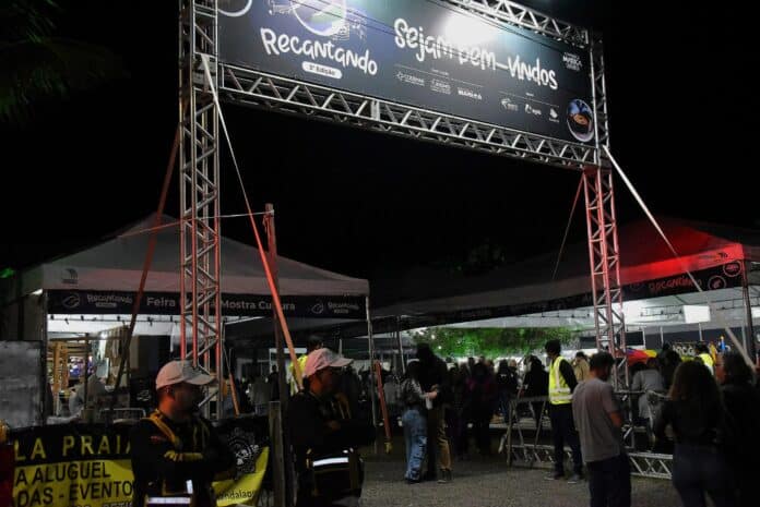 Recantando 2025 agita Itaipuaçu com muito rock e blues
