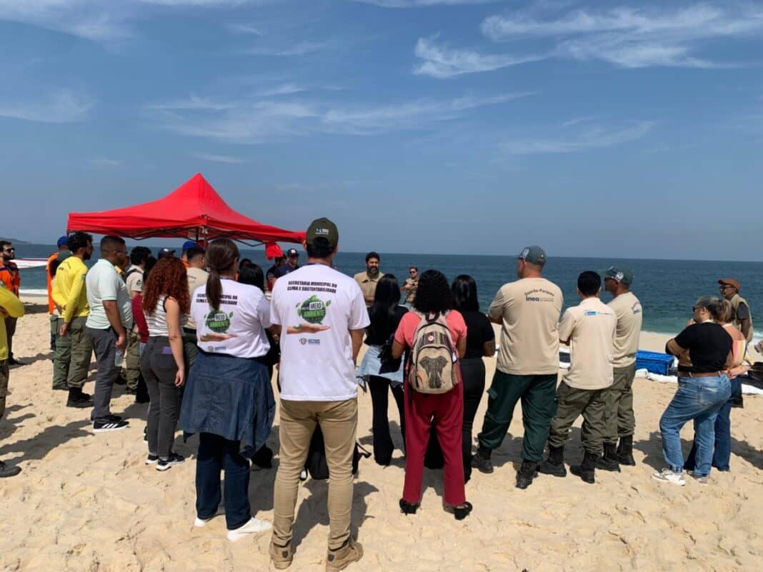 Búzios participa de capacitação sobre avaliação de limpeza da linha de costa em cenários de surgimento de óleo em praias, promovida pelo INEA
