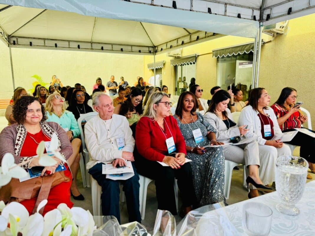 Búzios realiza seminário pelos 35 anos do Estatuto da Criança e do Adolescente e fortalece a rede de proteção