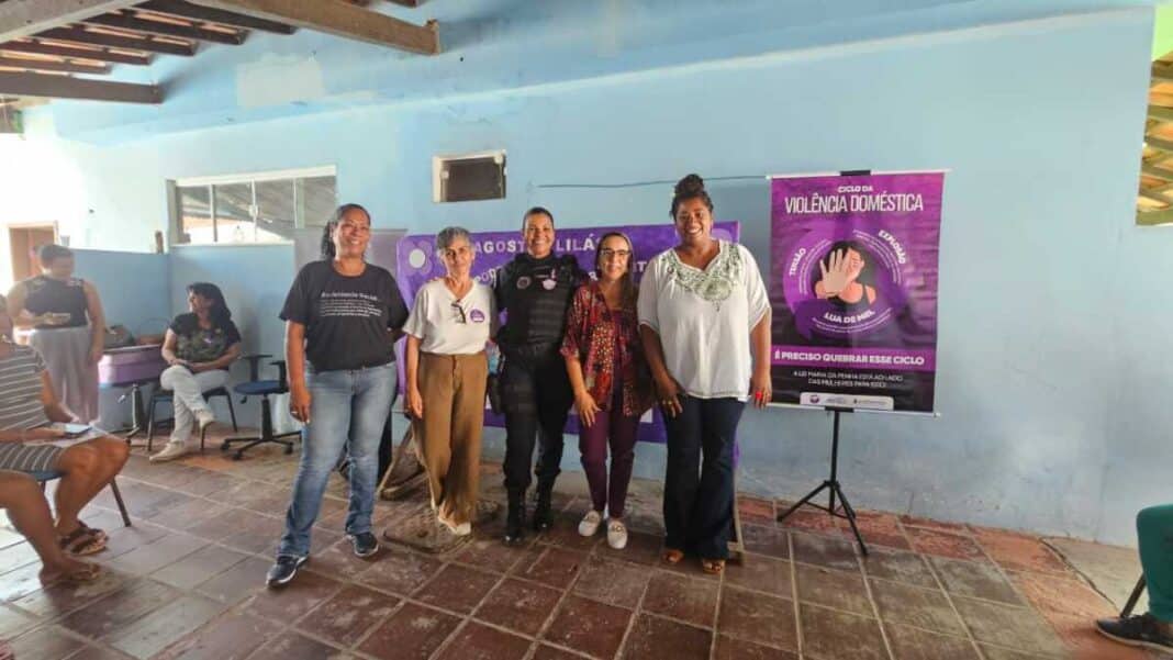 CRAS São João recebe roda de conversa em prol da campanha Agosto Lilás