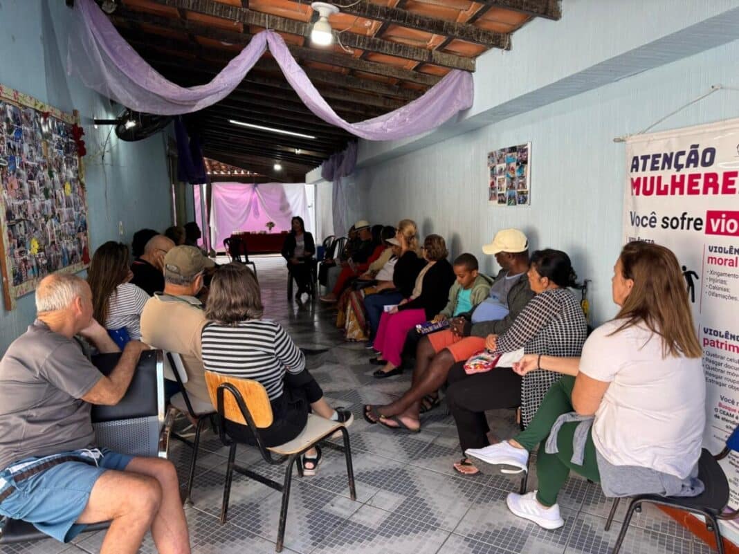 CRAS de Cem Braças realiza roda de conversa sobre os 19 anos da Lei Maria da Penha