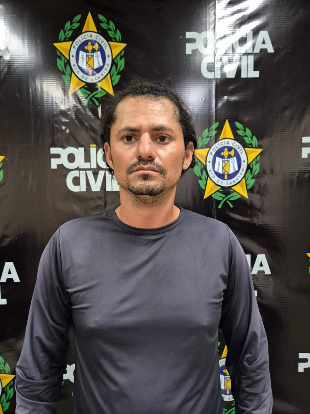 Cabo Frio: Condenado a mais de 12 anos por tráfico no Ceará é preso ao circular de moto no Centro