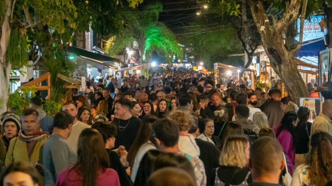 Degusta Búzios 2025 encerra com mais de 60 mil pessoas e movimenta R$ 3 milhões em dois fins de semana