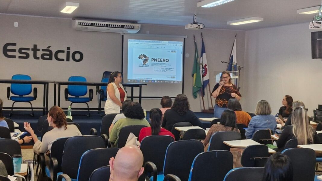 Educação de Cabo Frio promove reflexão sobre autodeclaração racial