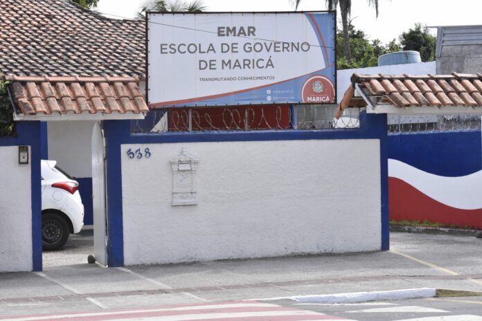 Prefeitura de Maricá oferece curso de Licitações e Contratos Administrativos para servidores municipais