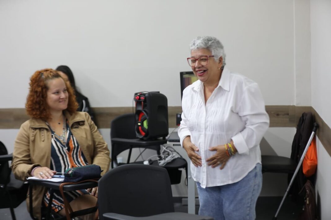 Prefeitura de Maricá promove formação sobre síndromes raras e transtornos do neurodesenvolvimento